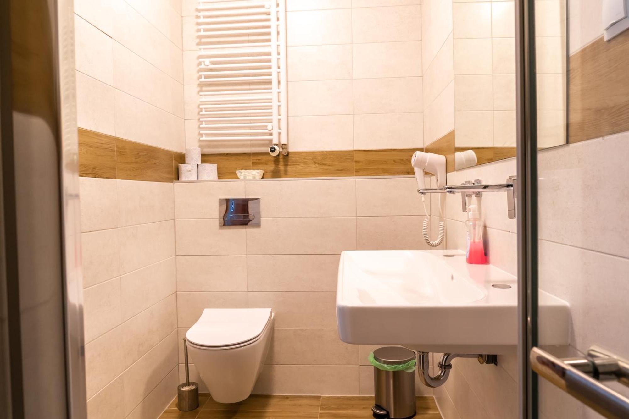 Hotel Palacowa Narol Luaran gambar